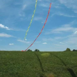 Kites 6 In. Fuzzi Tail - Pink Gradient